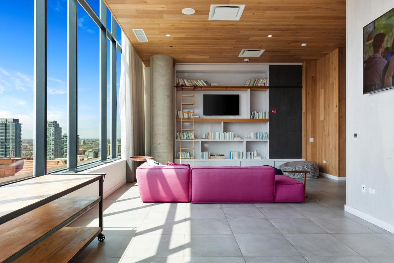 Apartment Cloud9 - River North - Aurelien *